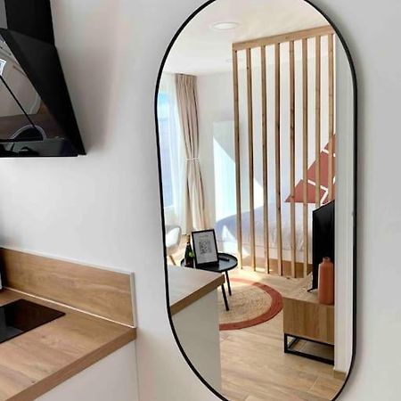 Studio Design Au Centre De แร็งส์ ภายนอก รูปภาพ
