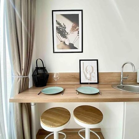Studio Design Au Centre De แร็งส์ ภายนอก รูปภาพ