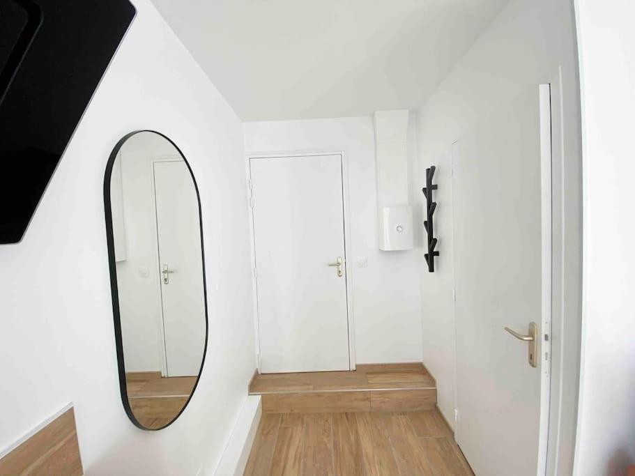 Studio Design Au Centre De แร็งส์ ภายนอก รูปภาพ